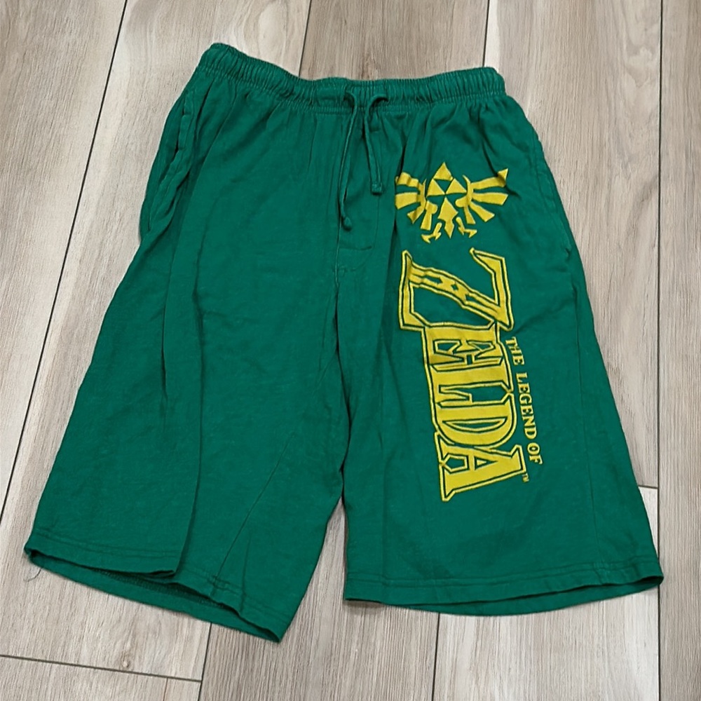 EUC The Legend of Zelda Brand Men’s Size S Small Athletic Shorts with Pockets